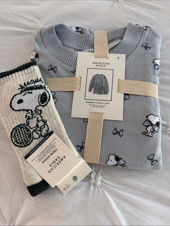 American Eagle Outfitters Other - American Eagle Women's Plush Pajama Set - Light Blue Snoopy Print